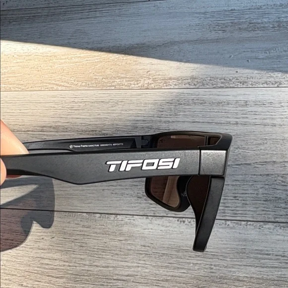 Tifosi Sanctum - Picture 4 of 5